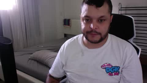 8cha online show from 03/02/25, 02:43