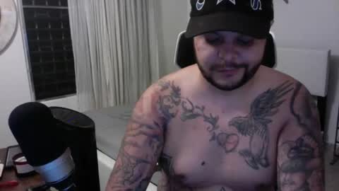 8cha online show from 03/05/25, 01:52