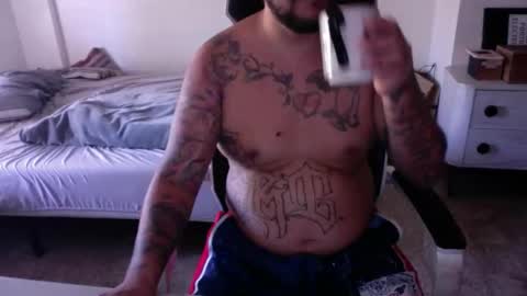 8cha online show from 10/02/25, 04:14