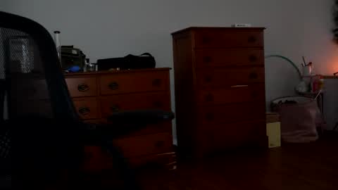 Snapshot of 8inch_blessed chatting on 12/02/25, 04:24 8inch_blessed online show from 12/02/25, 04:24