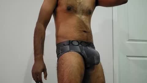 Snapshot of 8inch_desi chatting on 06/08/26, 12:58 8inch_desi online show from 06/08/26, 12:58