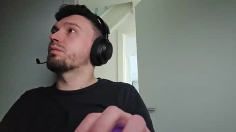 Snapshot of 8inchdude93 chatting on 01/15/26, 11:15 8inchdude93 online show from 01/15/26, 11:15