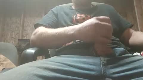 Snapshot of 8inchwyteboi chatting on 03/22/26, 02:53 8inchwyteboi online show from 03/22/26, 02:53