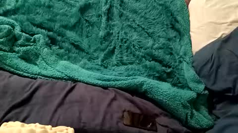 Snapshot of 8intenn chatting on 02/19/26, 09:38 8intenn online show from 02/19/26, 09:38