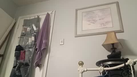 Snapshot of 8intenn chatting on 02/24/26, 03:04 8intenn online show from 02/24/26, 03:04