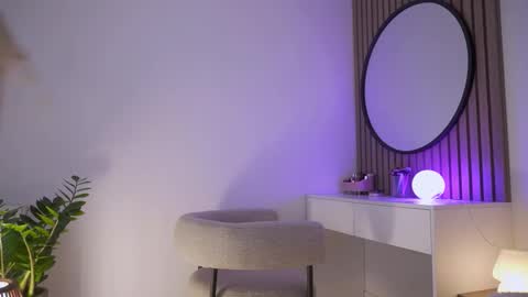 Snapshot of 8selene chatting on 02/09/26, 12:09 8selene online show from 02/09/26, 12:09