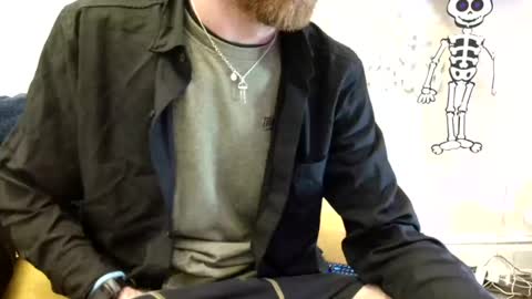 90210screamer online show from 11/12/25, 10:04