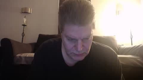 Snapshot of 989guy chatting on 01/11/26, 04:01 989guy online show from 01/11/26, 04:01