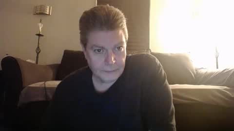 Snapshot of 989guy chatting on 01/13/26, 12:27 989guy online show from 01/13/26, 12:27