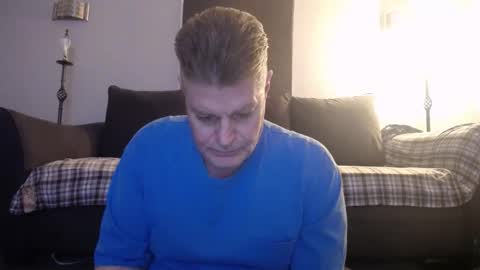 Snapshot of 989guy chatting on 01/18/26, 11:52 989guy online show from 01/18/26, 11:52