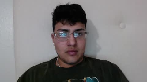 Snapshot of 99_butterfly_boy99 chatting on 01/17/25, 03:12 Butterfly boy online show from 01/17/25, 03:12