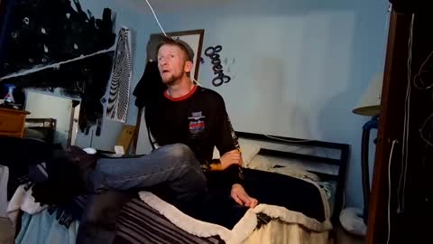 8over6 online show from 12/22/24, 10:04