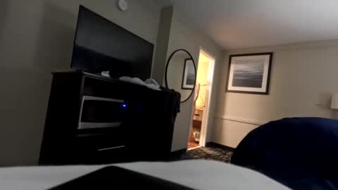 Snapshot of 9_25 chatting on 02/06/26, 02:16 8over6 online show from 02/06/26, 02:16