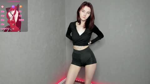 Snapshot of 9_lisi_3 chatting on 04/04/26, 09:01 Lissa online show from 04/04/26, 09:01