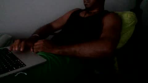 Snapshot of 9inchhammer chatting on 04/08/26, 10:54 9inchhammer online show from 04/08/26, 10:54
