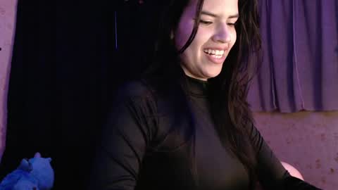 Snapshot of 9sophie_rosse chatting on 06/08/26, 11:16 sofi 3 online show from 06/08/26, 11:16