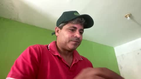 Snapshot of 9vinhocamshow chatting on 05/19/26, 11:16 9vinhocamshow online show from 05/19/26, 11:16