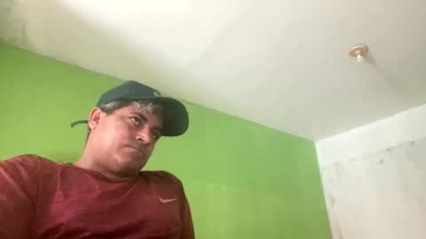 Snapshot of 9vinhocamshow chatting on 05/30/26, 11:51 9vinhocamshow online show from 05/30/26, 11:51