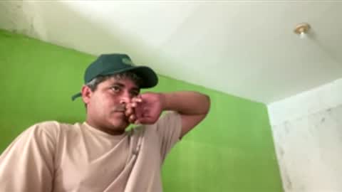 Snapshot of 9vinhocamshow chatting on 06/07/26, 12:20 9vinhocamshow online show from 06/07/26, 12:20