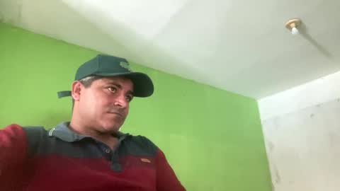 Snapshot of 9vinhocamshow chatting on 07/13/26, 11:35 9vinhocamshow online show from 07/13/26, 11:35