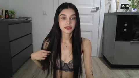 KARINA online show from 05/01/26, 01:05