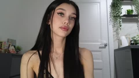 KARINA online show from 05/06/26, 01:16