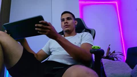 Snapshot of _0324 chatting on 02/05/26, 06:29 rick online show from 02/05/26, 06:29