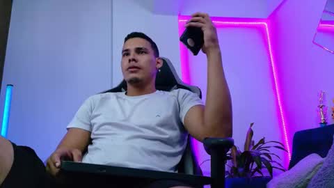 Snapshot of _0324 chatting on 02/06/26, 08:07 rick online show from 02/06/26, 08:07