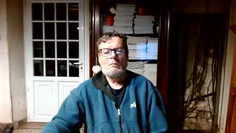 Snapshot of _123_voyeur_ chatting on 05/17/26, 08:27 _123_voyeur_ online show from 05/17/26, 08:27