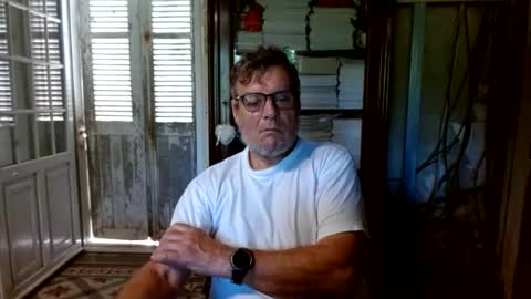 Snapshot of _123_voyeur_ chatting on 05/29/26, 09:51 _123_voyeur_ online show from 05/29/26, 09:51