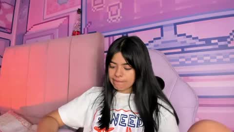 Snapshot of _18alice chatting on 05/16/26, 10:36 Alice online show from 05/16/26, 10:36