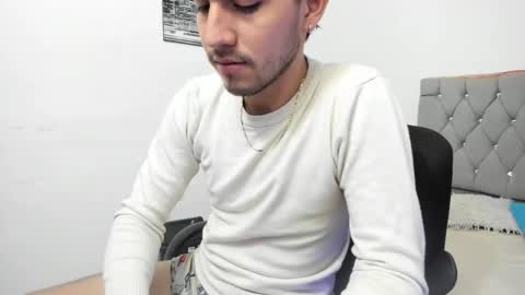 DERECK online show from 02/01/26, 02:04