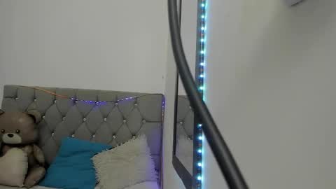 DERECK online show from 02/17/26, 08:44