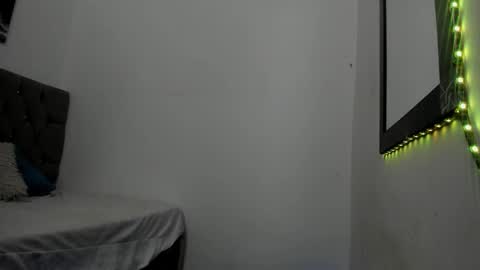 DERECK online show from 03/16/26, 09:57