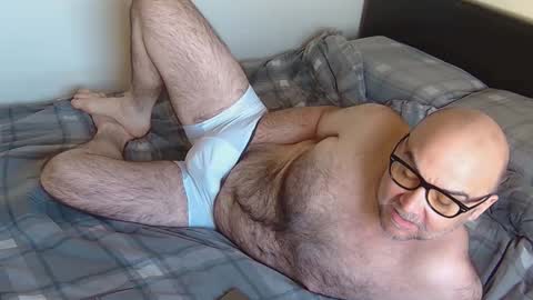 Snapshot of ____zeus____ chatting on 03/28/26, 06:35 God Zeus online show from 03/28/26, 06:35