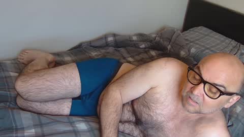 Snapshot of ____zeus____ chatting on 04/06/26, 05:52 God Zeus online show from 04/06/26, 05:52