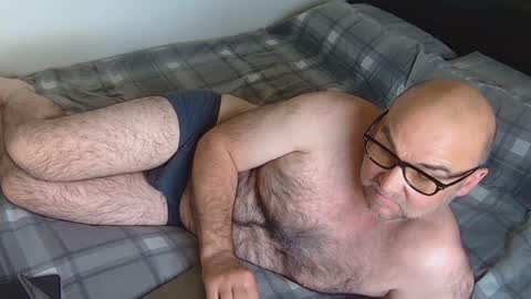 Snapshot of ____zeus____ chatting on 04/29/26, 06:03 God Zeus online show from 04/29/26, 06:03