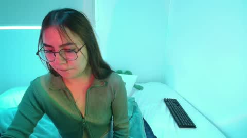 Snapshot of _abbyyyy_ chatting on 09/11/25, 04:51 abby 3 online show from 09/11/25, 04:51