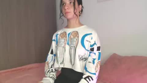 Snapshot of _abrill_20 chatting on 01/15/26, 07:28 _abrill_20 online show from 01/15/26, 07:28