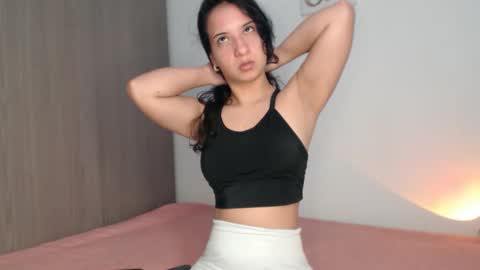 Snapshot of _abrill_20 chatting on 01/16/26, 06:01 _abrill_20 online show from 01/16/26, 06:01