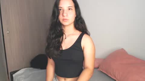 Snapshot of _abrill_20 chatting on 02/15/26, 09:11 _abrill_20 online show from 02/15/26, 09:11