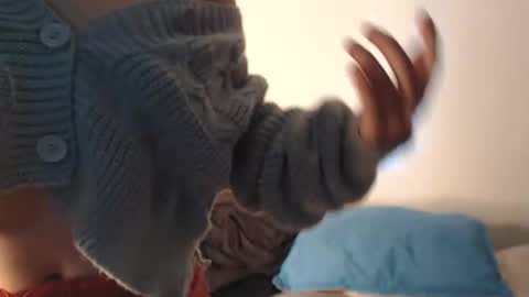 Snapshot of _abrill_20 chatting on 03/21/26, 11:26 _abrill_20 online show from 03/21/26, 11:26