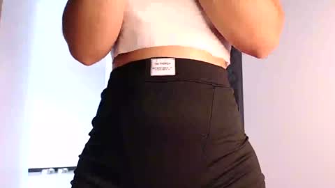 _abrill_20 online show from 06/30/26, 04:08