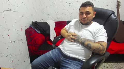     ----       online show from 01/22/25, 04:34