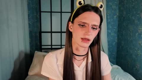 adrian online show from 02/08/26, 05:49