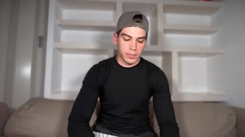 Snapshot of _aesthetic chatting on 09/24/25, 03:26 _aesthetic online show from 09/24/25, 03:26