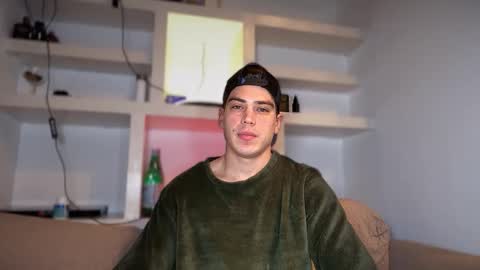 Snapshot of _aesthetic chatting on 02/07/26, 06:11 _aesthetic online show from 02/07/26, 06:11