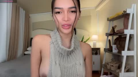 agatha online show from 03/06/26, 12:01