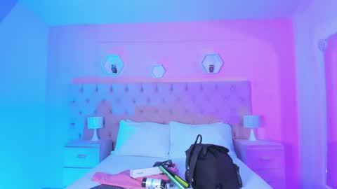 Snapshot of _agathaargent chatting on 12/31/24, 09:17 Agatha online show from 12/31/24, 09:17