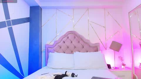 Snapshot of _agathaargent chatting on 01/18/25, 08:52 Agatha online show from 01/18/25, 08:52